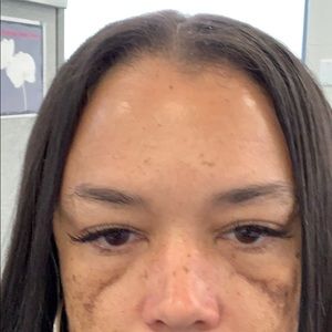 Meet your Posher, Petrea